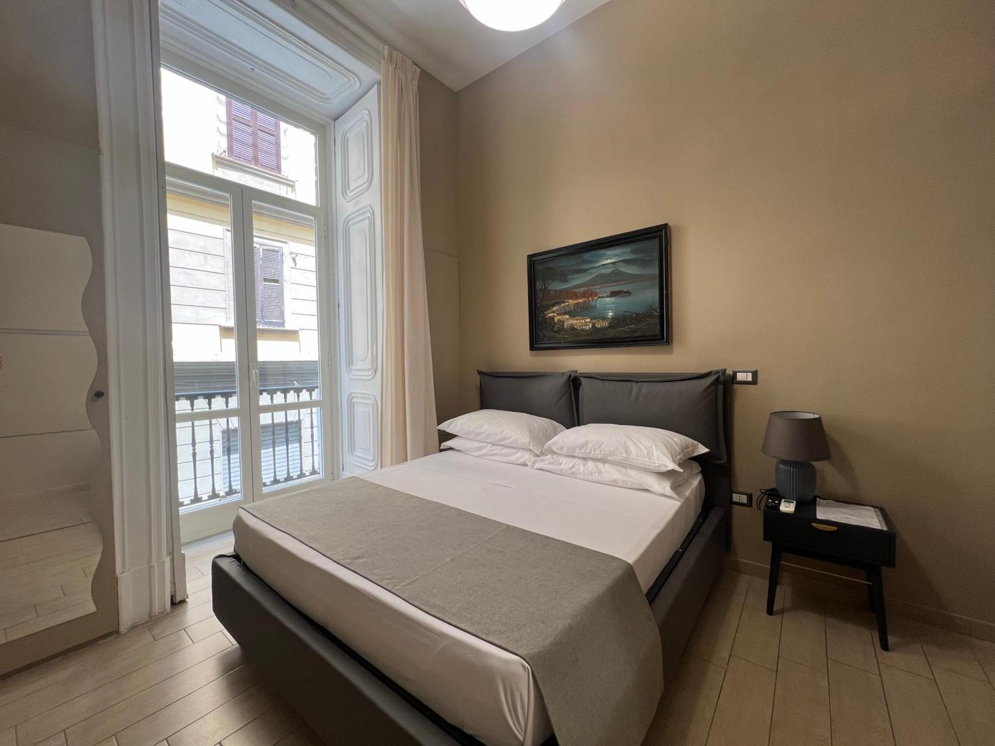 Bed and Breakfast Relais Ranieri Neapel Exterior foto